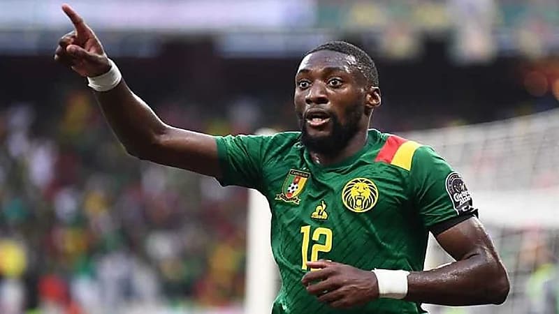 إكامبي يقترب من التعاقد مع الشباب