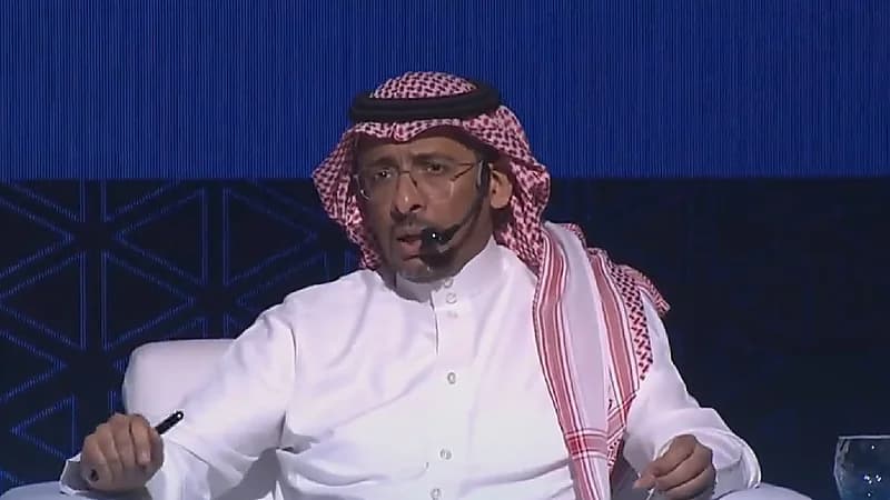 وزير الصناعة يكشف سبب عدم توحيد إصدار الرسوم والضرائب والزكاة