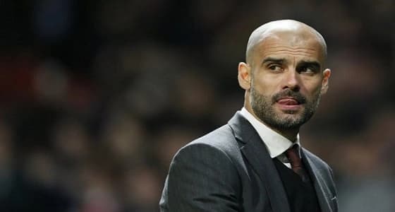 غوارديولا يفتح النار على الحكام: عليكم حماية اللاعبين