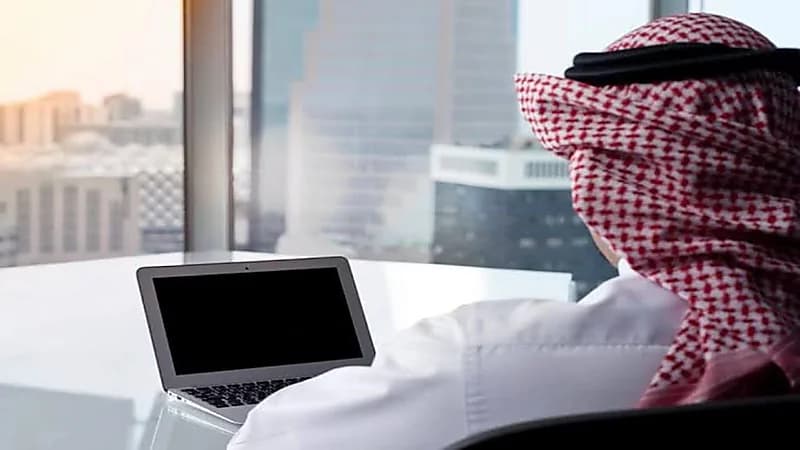 الكشف عن التعويض الخاص بأرصدة الإجازة للموظف في حالة انتهاء العلاقة التعاقدية 