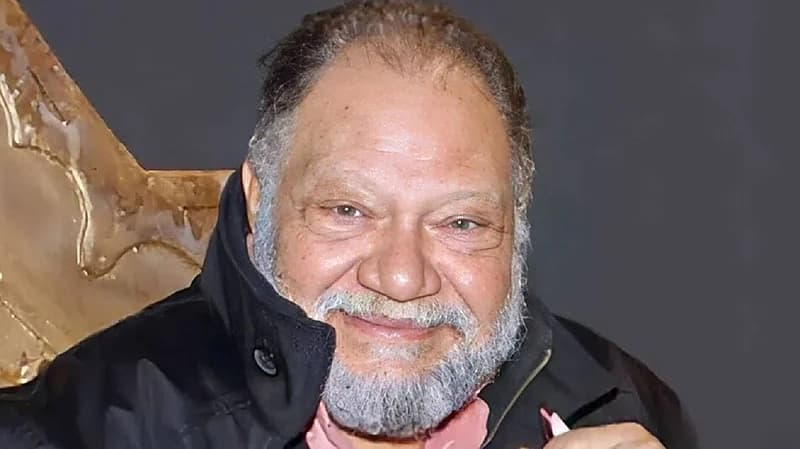 يحيى الفخراني يثير الجدل بتصريحات عن «المايوه»