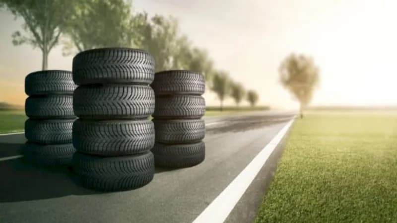 سبب طرح إطارات السيارات باللون الأسود دائمًا