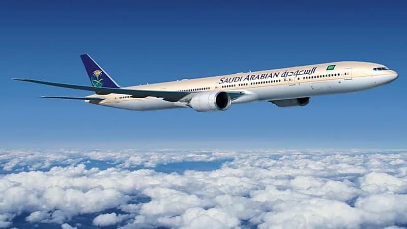 توضيح من " الخطوط السعودية " بشأن الرحلات الدولية بعد رفع تعليق السفر 