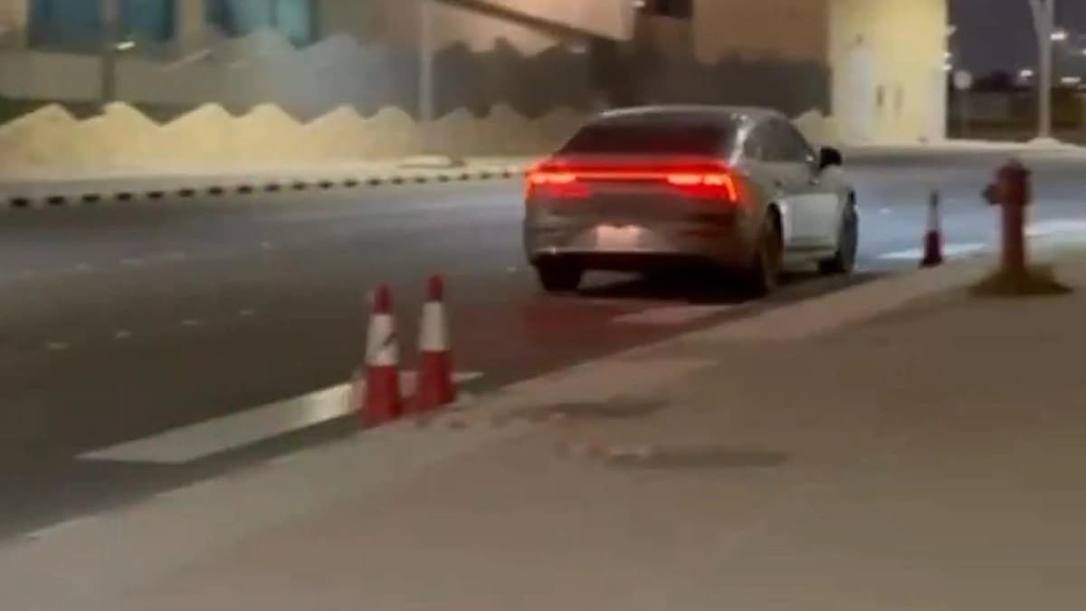 حركة السيارات تتحول لمعزوفة موسيقية للنشيد الوطني عند السير على العلامات المرورية