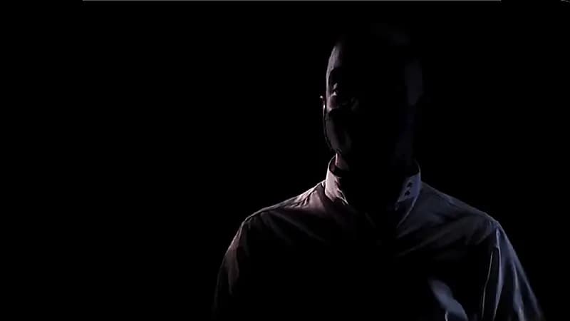 فيديو.. مواطن يروي تفاصيل دخوله في عالم السرقة