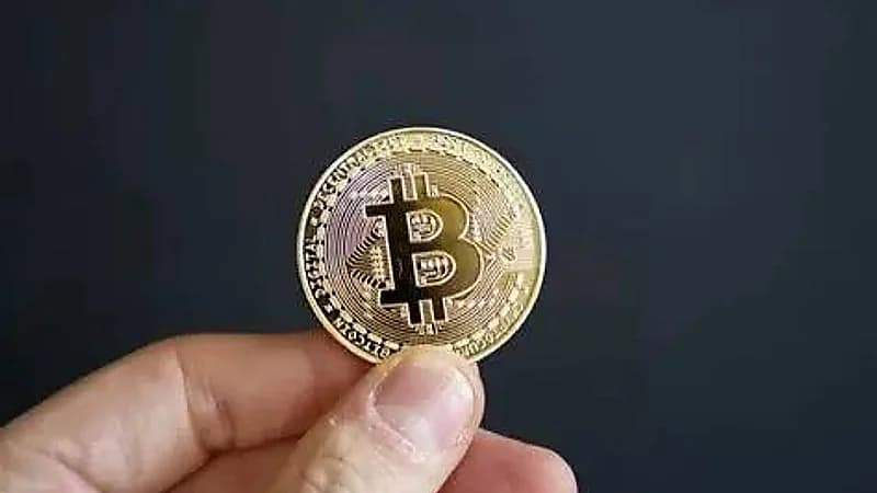 التصيد الاحتيالي يخسر مستثمر بريطاني كامل ثروته