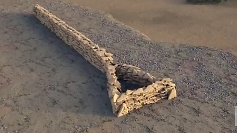 مختص يوضح سبب تصميم مدافن الغاط على الشكل المسماري "فيديو"