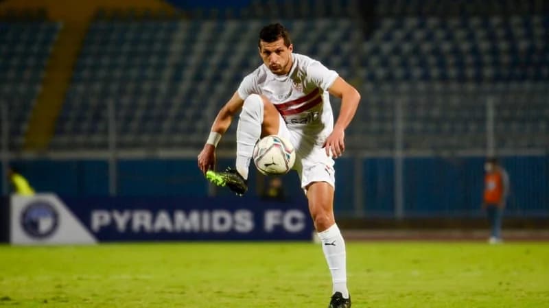 طارق حامد يواجه صعوبات تؤخر انضمامه للاتحاد