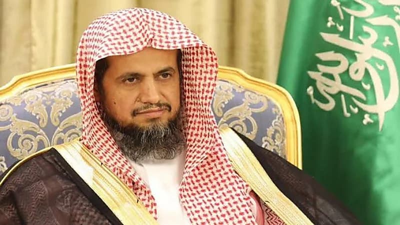 النائب العام يوجه بالقبض على شخصين روجا للمخدرات عبر وسائل التواصل