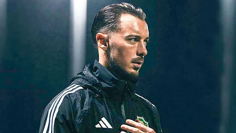 يايسله يفاضل بين عبد الله بالعبيد وماتيوس دامس