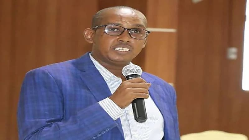 إصابة المتحدث باسم الحكومة الصومالية جراء تفجير انتحاري(فيديو)