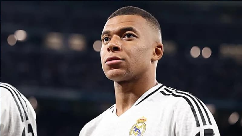 ريال مدريد يستعيد مبابي قبل مواجهة سالزبورغ.. فيديو