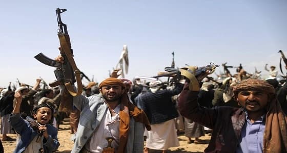 25 " حوثي " يسلمون أنفسهم للقوات الشرعية باليمن