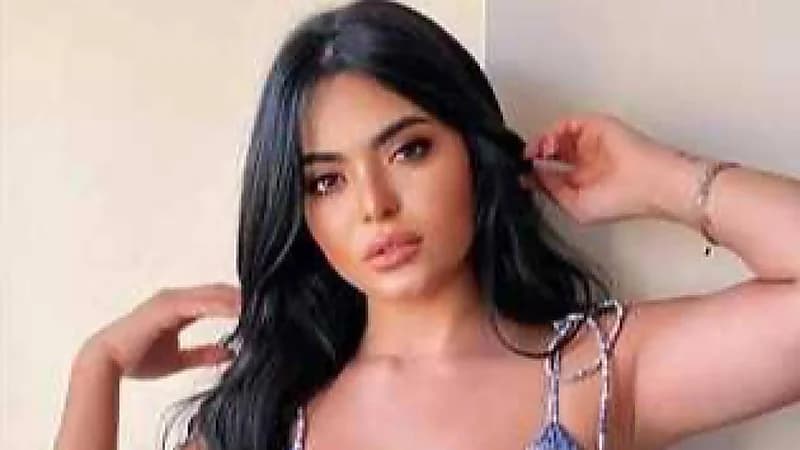 أسماء جلال تقاضي مصفف شعرها بتهمة التشهير