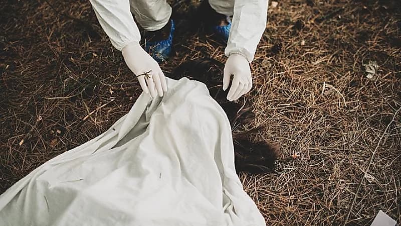 شاب يقتل طليقته لرفضها الرجوع إليه