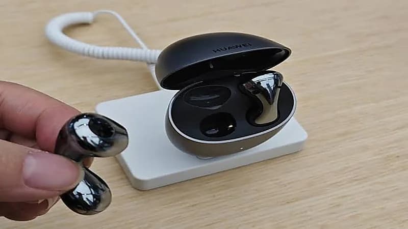 هواوي تنافس سامسونج وآبل بسماعات لاسلكية متطورة.. فيديو