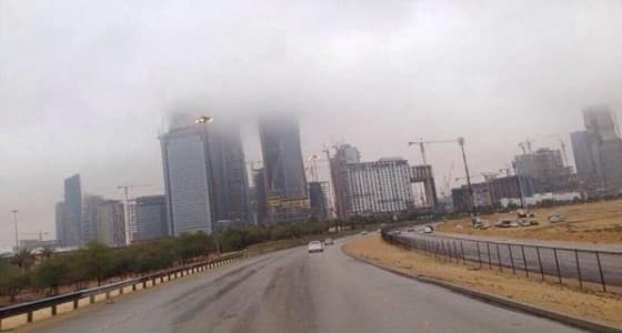 الأرصاد: نشاط في الرياح السطحية وسقوط الأمطار علي أنحاء المملكة