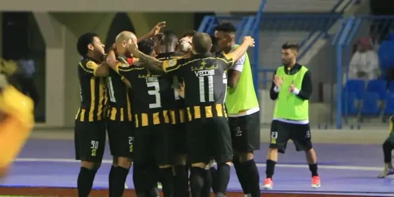 قرار مهم لتحفيز الاتحاد قبل كلاسيكو الهلال