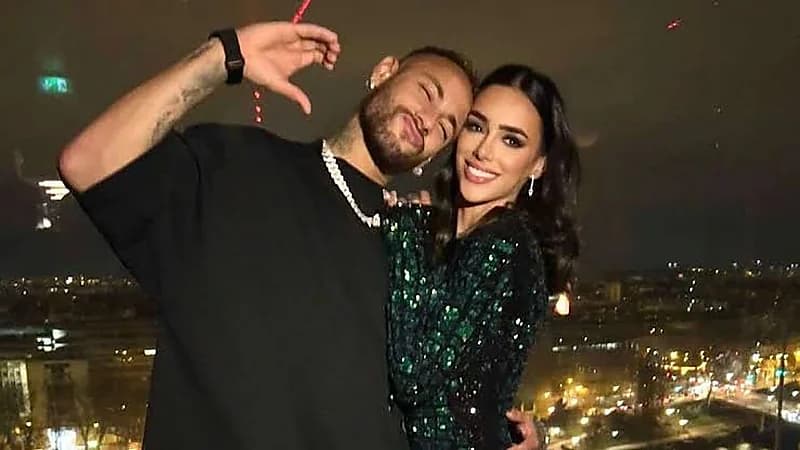 صديقة نيمار: شكرًا للسعودية كنا سعداء جدًا هنا .. فيديو