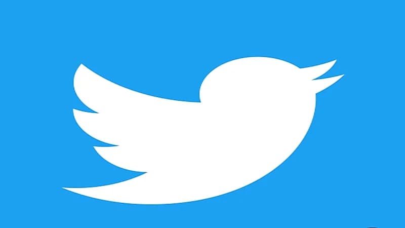 فوربس: قرارات ماسك أشبه بشخص يحرق منزل لقتل بعوضتين