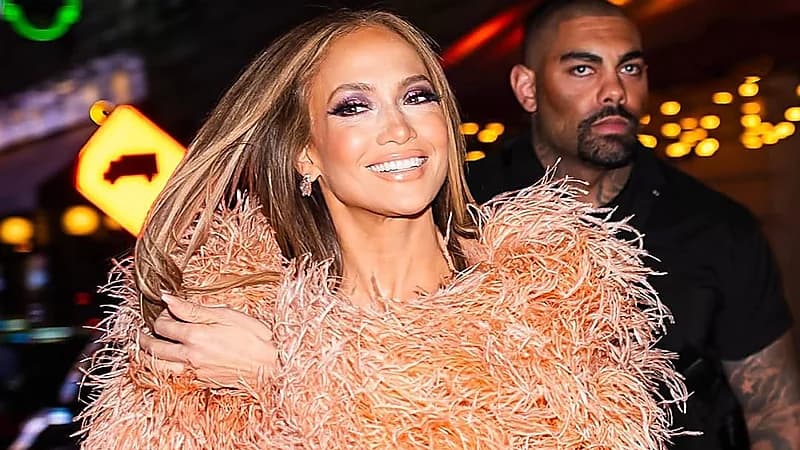 جينيفر لوبيز تتعرض لموقف محرج في حفل موسيقي خيري بنيويورك