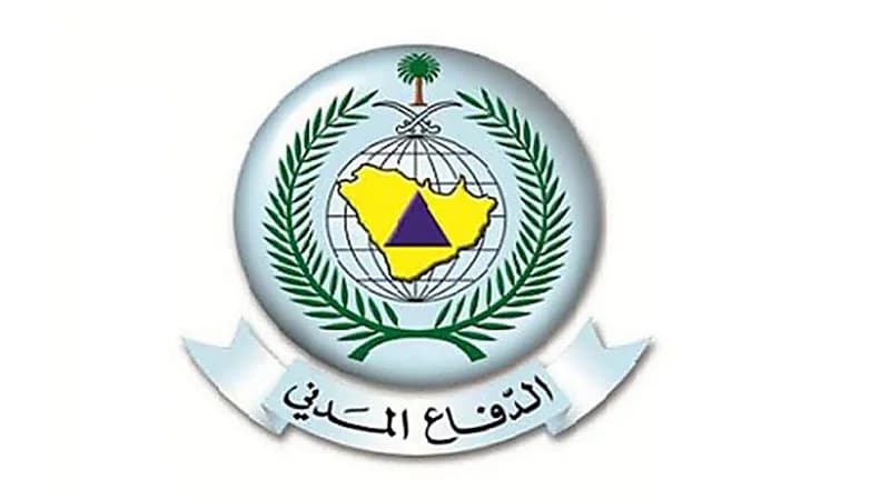 مدني بارق‬⁩ ينتشل غريقًا من تجمع مياه في وادي الخير