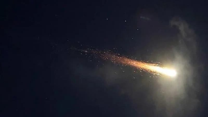 الجيش الكويتي: الصواريخ الباليستية التي تمت رؤيتها خارج المجال الجوي للكويت.. فيديو