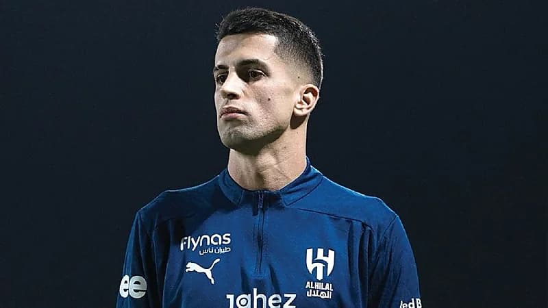 كانسيلو: لا رغبة لدي في أن أتماشى مع معاييرهم