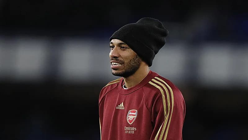 الهلال يسعى لضم أوباميانغ خلال أيام