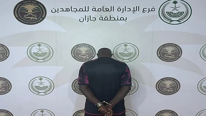 القبض على مواطن لنقله 4 مخالفين لنظام أمن الحدود بجازان