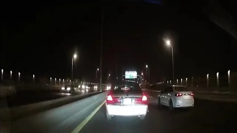 شخص يوثق تعمد صاحب فورد الاصطدام به .. فيديو