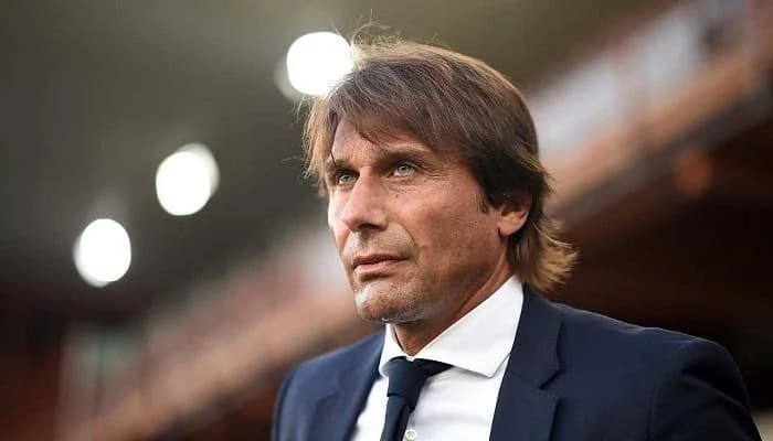 مدرب توتنهام ينتقد عودة الدوري الإنجليزي بعد أيام قليلة من المونديال