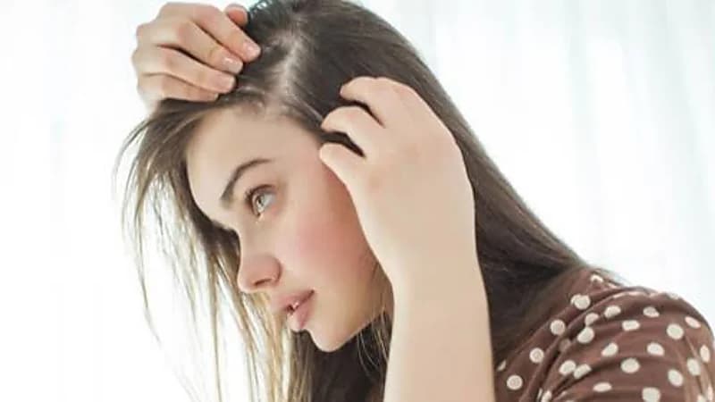 بالفيديو.. استشاري: من لديهم مشاكل مناعية مزمنة هم الأكثر عرضة لـ "الثعلبة"