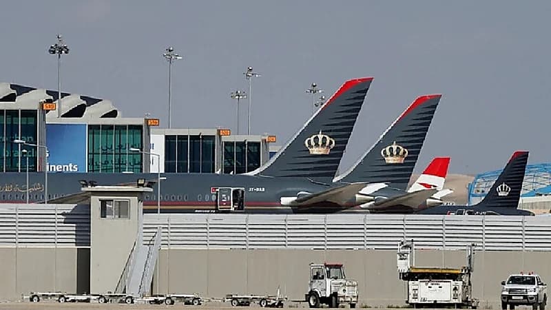 الأردن يعلق حركة الطيران مؤقتاً