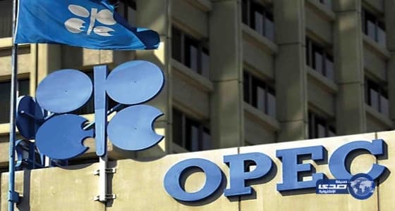 بالفيديو : ولي العهد يطلب من الشيخ الفوزان عدم مرافقته