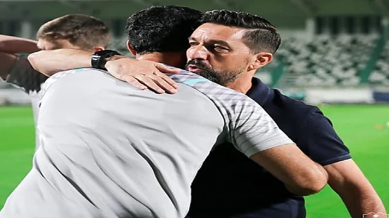 هاسي يودع الأهلي