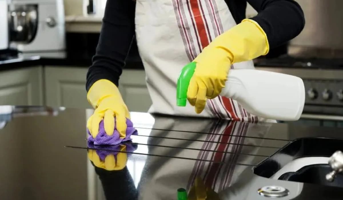 فئات تشملها المرحلة الـ 4 لخدمة تحويل رواتب العمالة المنزلية .. فيديو