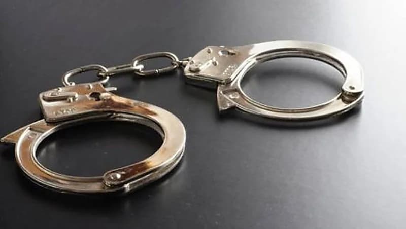 ضبط مواطن لنقله 32 مخالفًا لنظام أمن الحدود بعسير