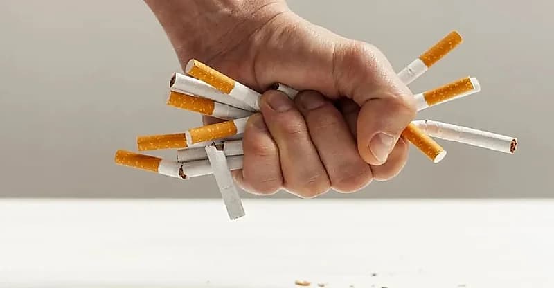 استشاري: مرض بورجر يختار الشباب المدخنين ويضعف القدرات الجنسية