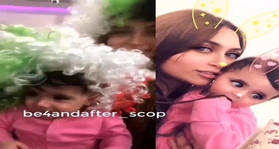 بالفيديو.. الدكتورة خلود وابنتها يهنئان العمانيين بعيدهم القومي