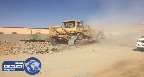 إزالة 60 عقاراً عشوائياً بمشروع طريق جدة مكة