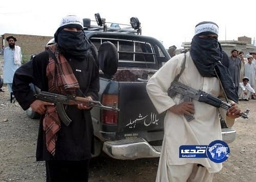 رئيس وزراء يقدم الهدايا لخدامه للدعاء له في رمضان