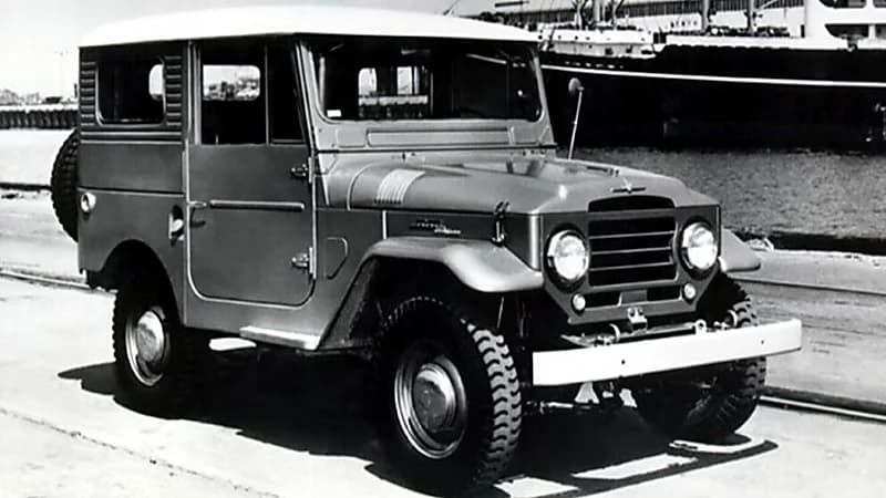 تفاصيل أول سيارة تويوتا دخلت أراضي المملكة