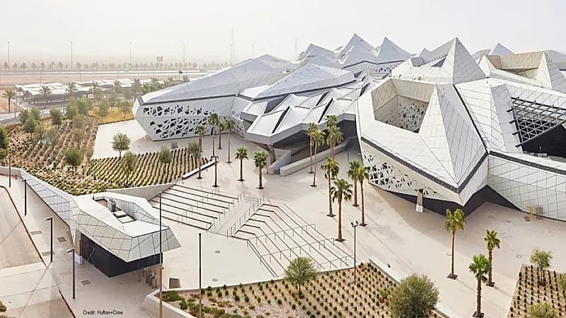 مركز الملك عبدالله للدراسات والبحوث البترولية يعلن برنامج تطوير الخريجين