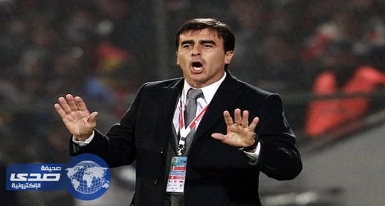 نتائج جوستافو كوينتيروس مع الإكوادور تقلق جماهير النصر