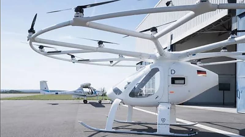 نجاح أولى تجارب التاكسي الجوي في المملكة .. فيديو وصور