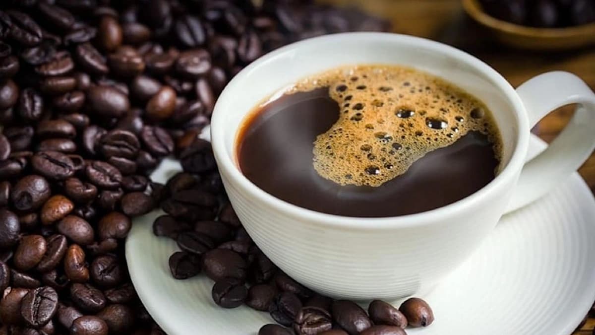 مخاطر تناول القهوة مع أدوية البرد ومسكنات الألم