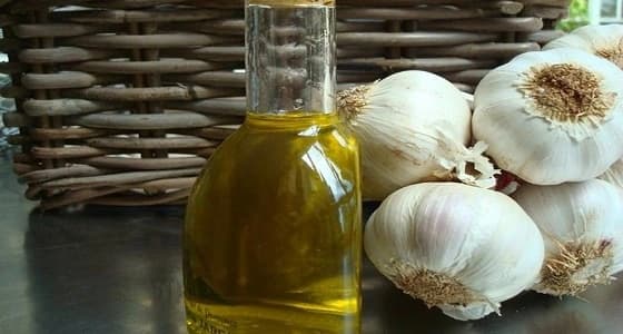 استخدمي زيت الثوم في التجميل