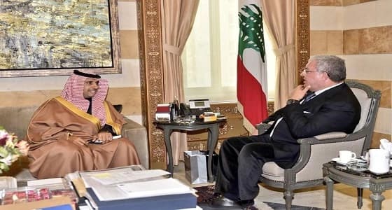سفير خادم الحرمين بلبنان يبحث مع وزير الداخلية اللبناني العلاقات الثنائية