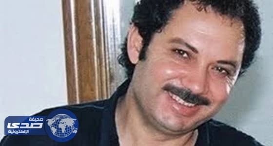 كمال أبورية يعود للقاهرة بعد تصوير مشاهده في " رمل الذاكرة "